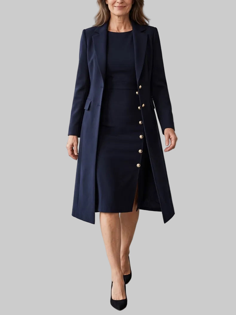 Santina | Conjunto de Blazer Larga y Vestido sin Mangas con Botones Dorados
