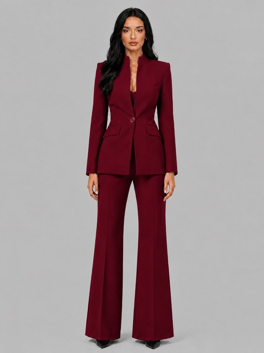 Faustina | Conjunto de Dos Piezas con Blazer de Cinturilla y Pantalones de Campana